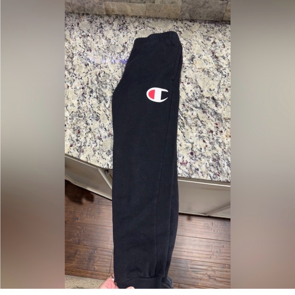4 pairs of Champion athletic/sweat pants/joggers for youth. Girl or boy. Exc con - Picture 7 of 9
